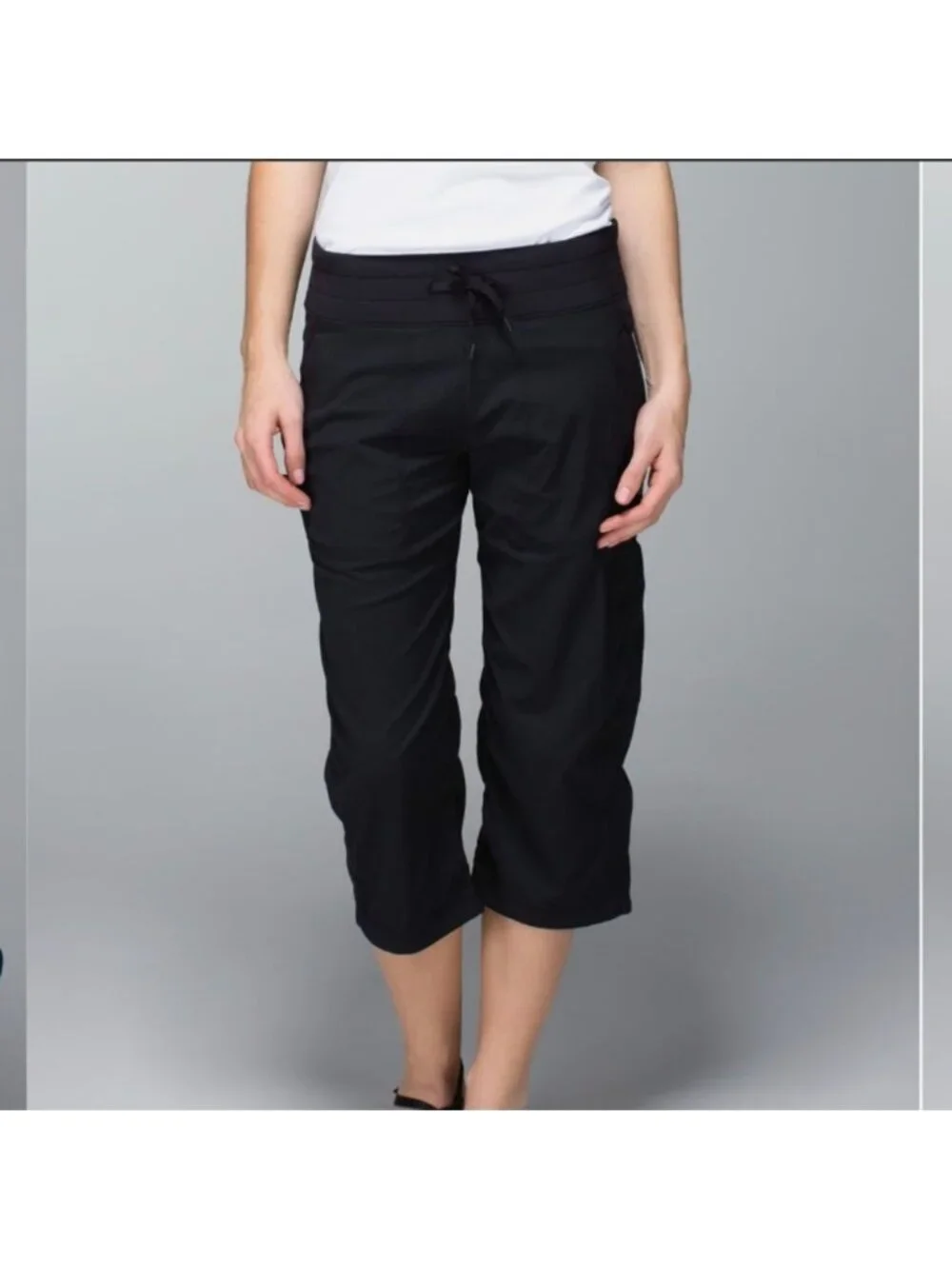 Lululemon Studio Crop Black EUC